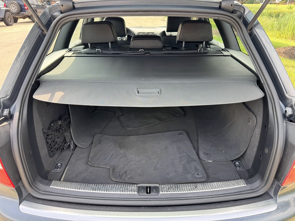 2005 Audi S4 Image 10