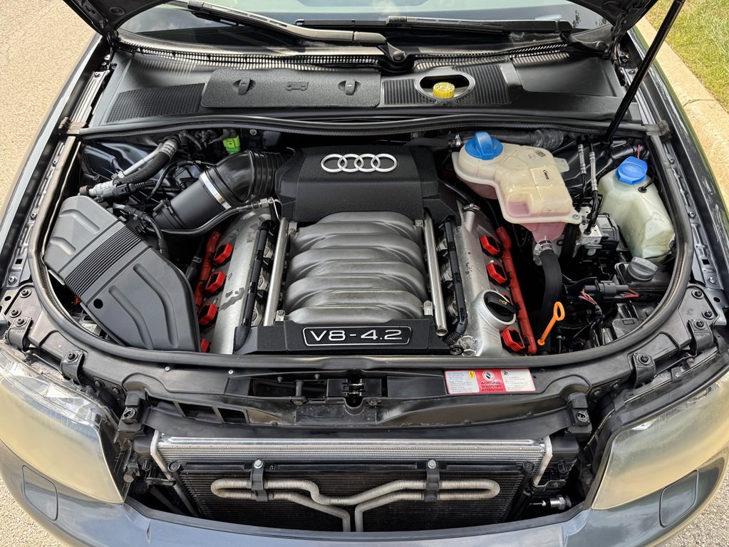 2005 Audi S4 Image 12