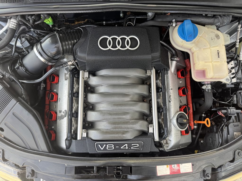 2005 Audi S4 Image 13