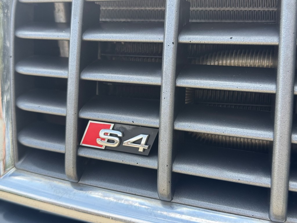 2005 Audi S4 Image 16