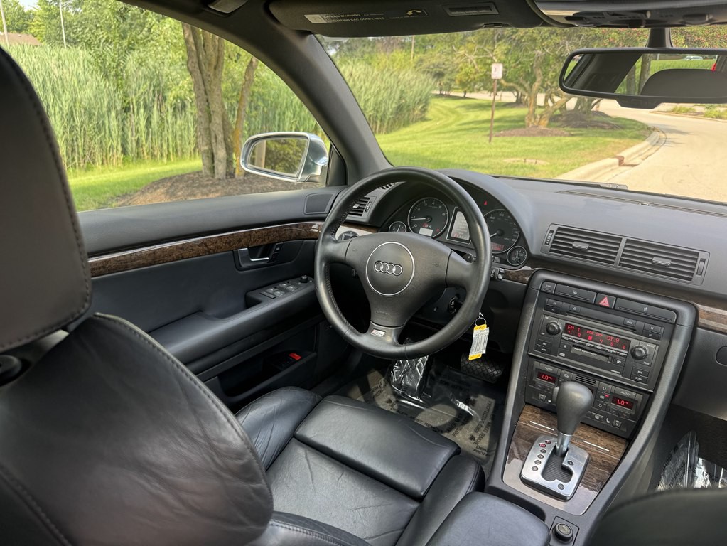 2005 Audi S4 Image 27