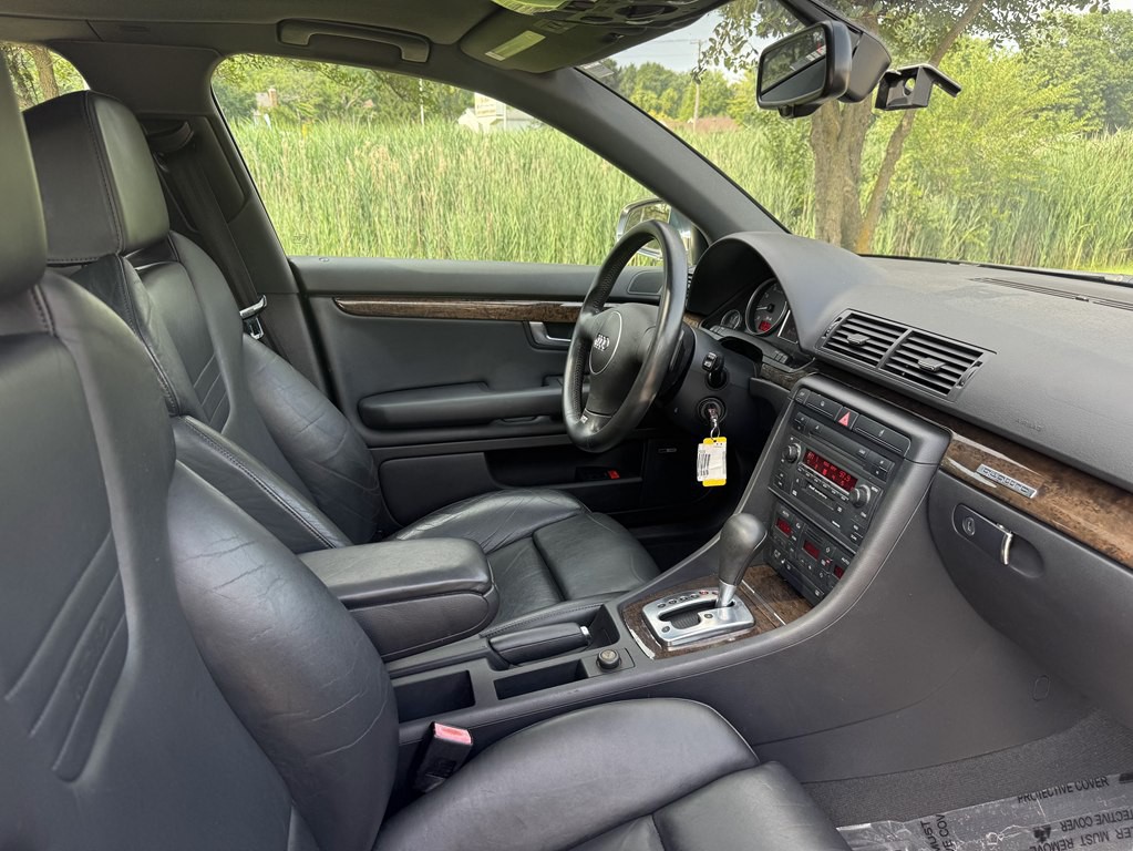 2005 Audi S4 Image 29