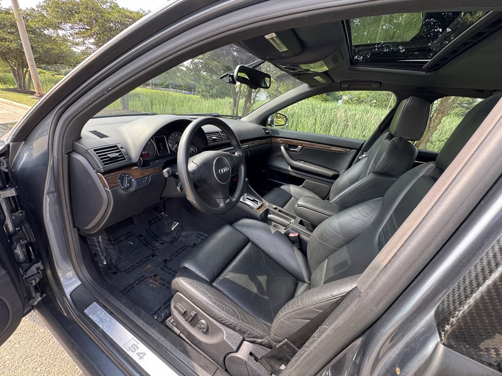 2005 Audi S4 Image 31