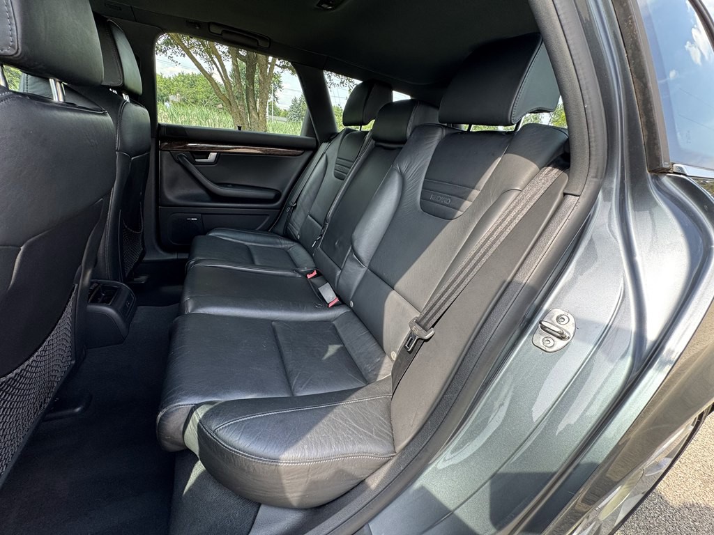 2005 Audi S4 Image 38