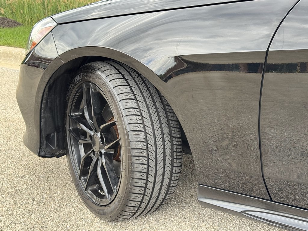 2015 Mercedes-Benz E-Class Image 9