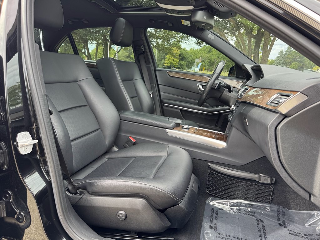2015 Mercedes-Benz E-Class Image 12