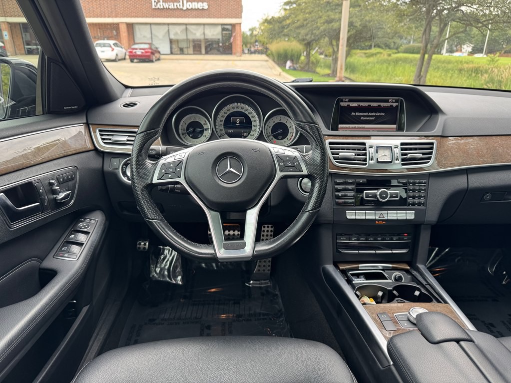 2015 Mercedes-Benz E-Class Image 30