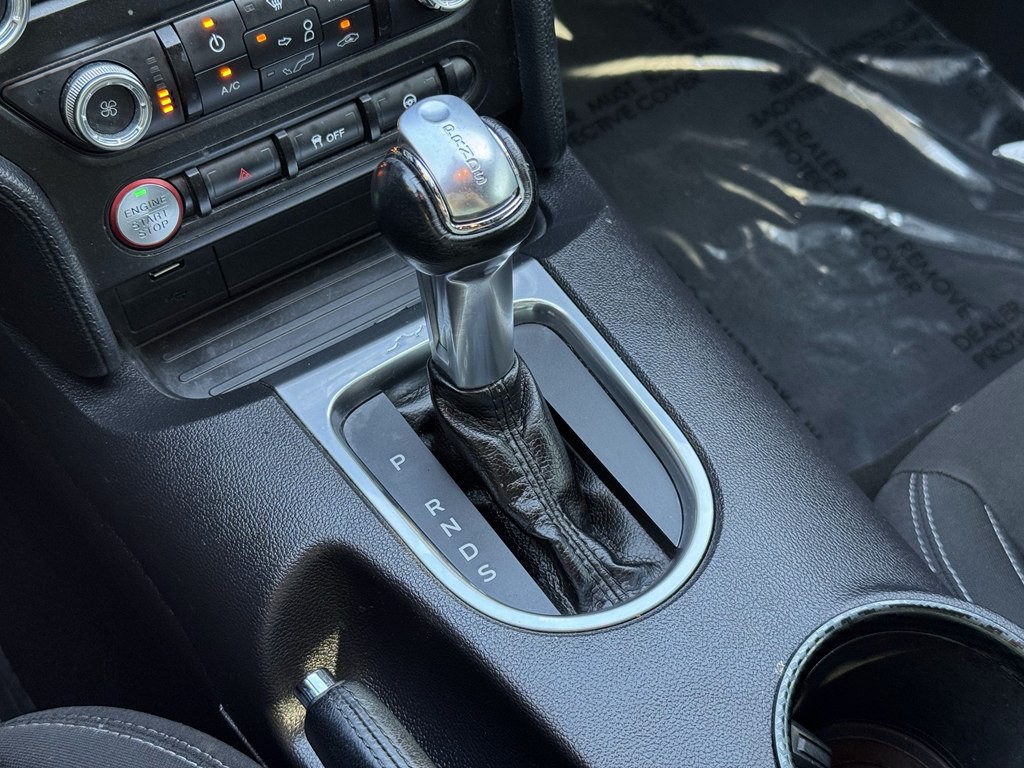 2019 Ford Mustang Image 20