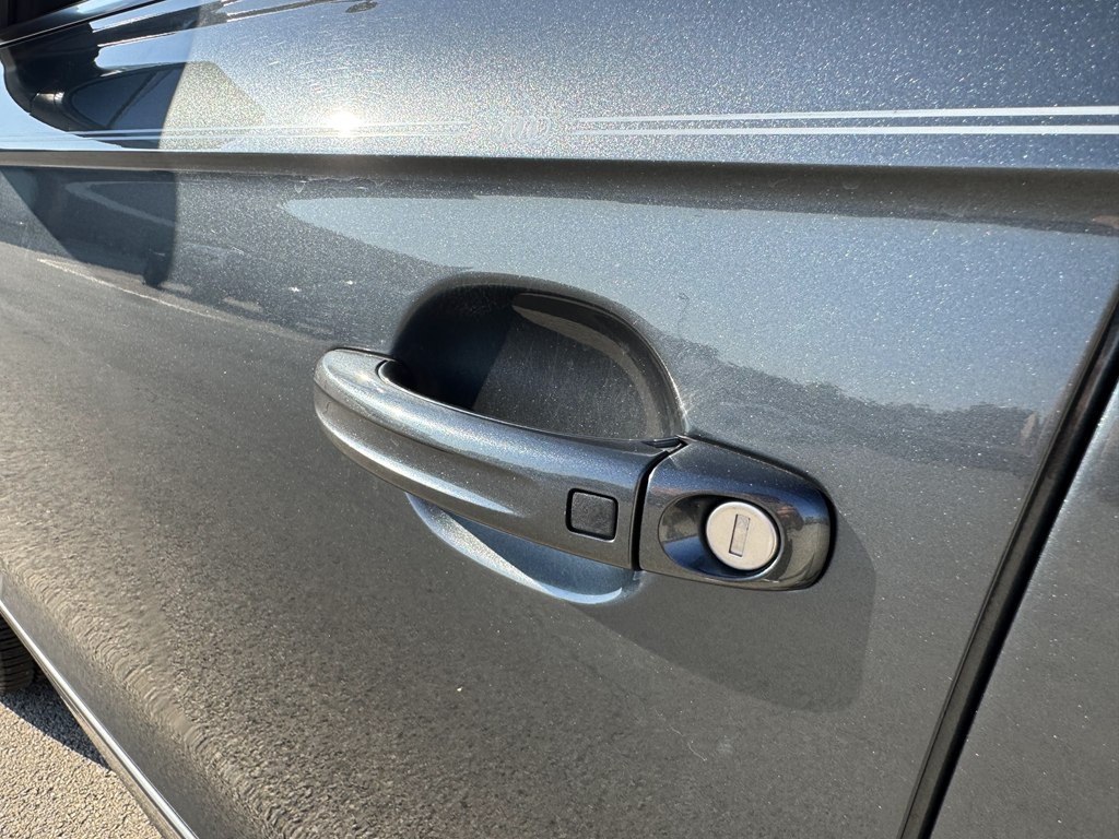 2015 Audi Q7 Image 20