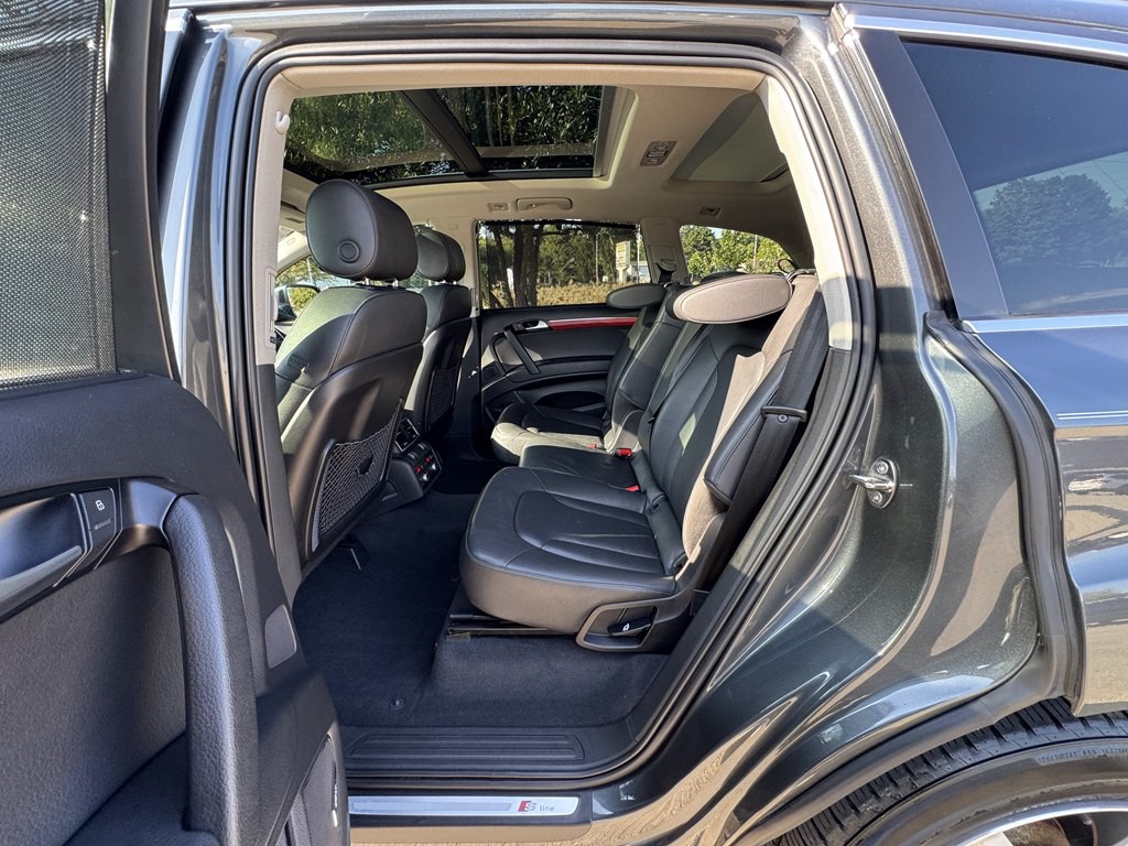 2015 Audi Q7 Image 44