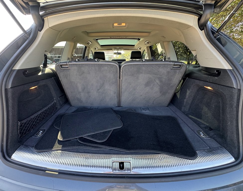 2015 Audi Q7 Image 47