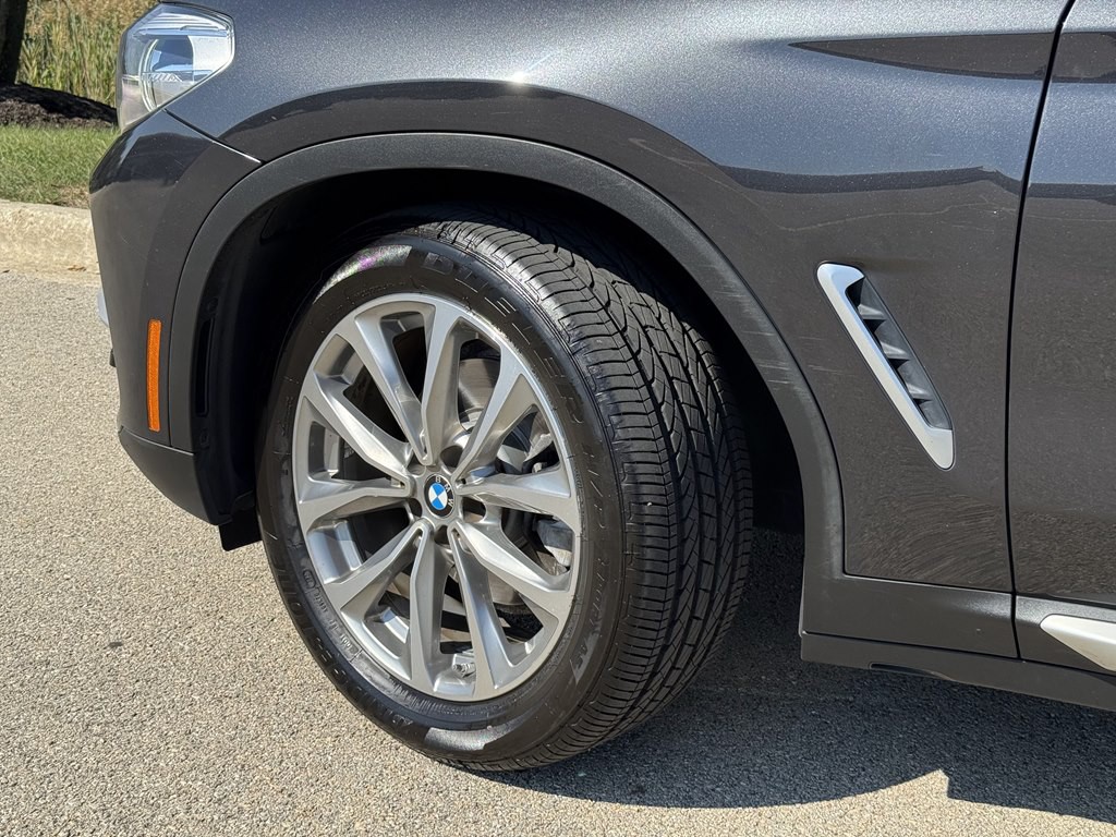 2018 BMW X3 Image 2