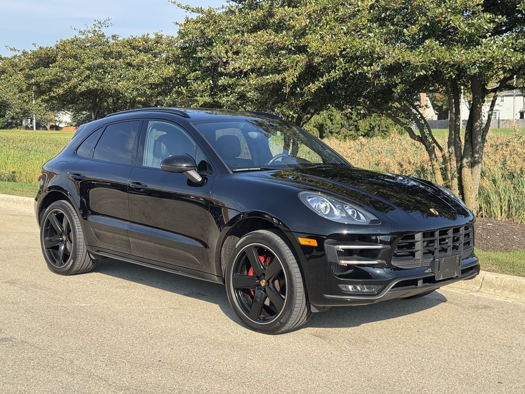 2016 Porsche Macan Image 3