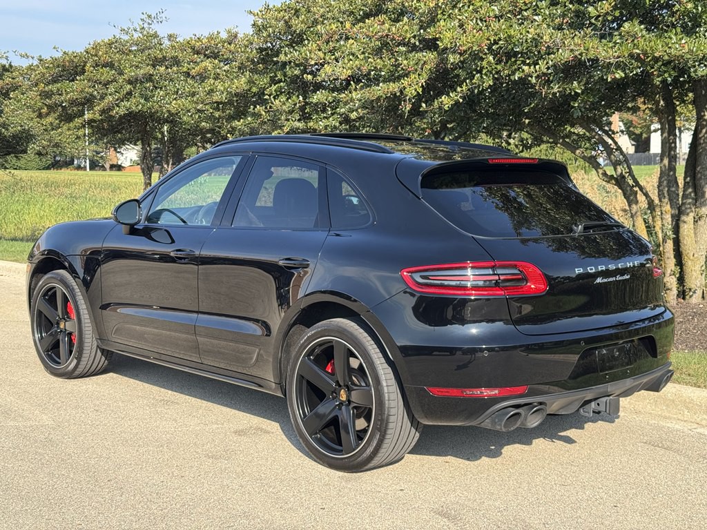 2016 Porsche Macan Image 4