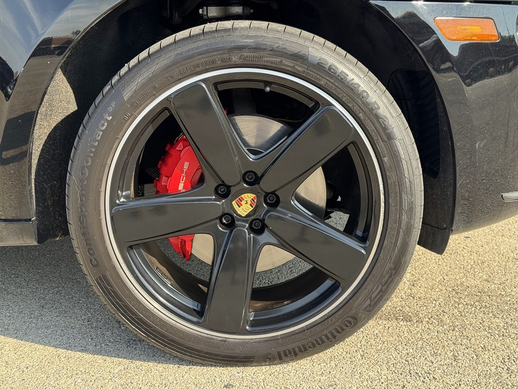 2016 Porsche Macan Image 12