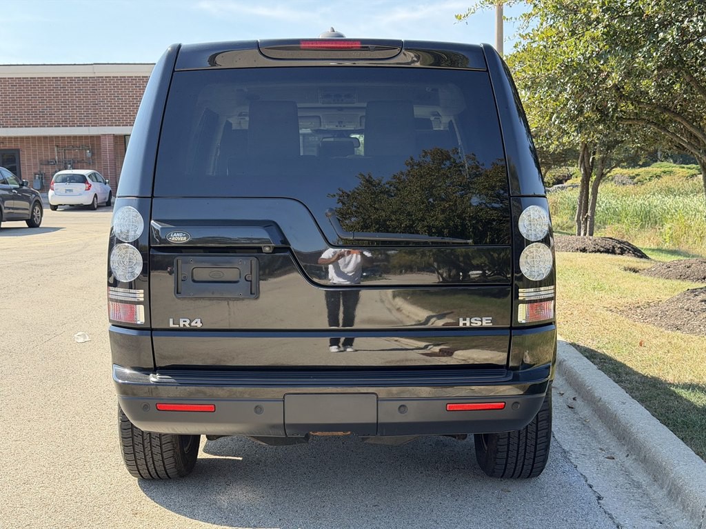 2015 Land Rover LR4 Image 8