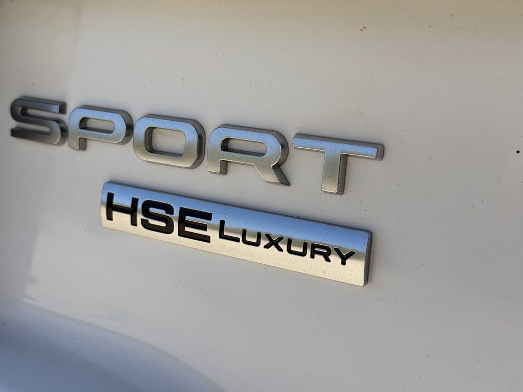 2015 Land Rover Discovery Sport Image 13