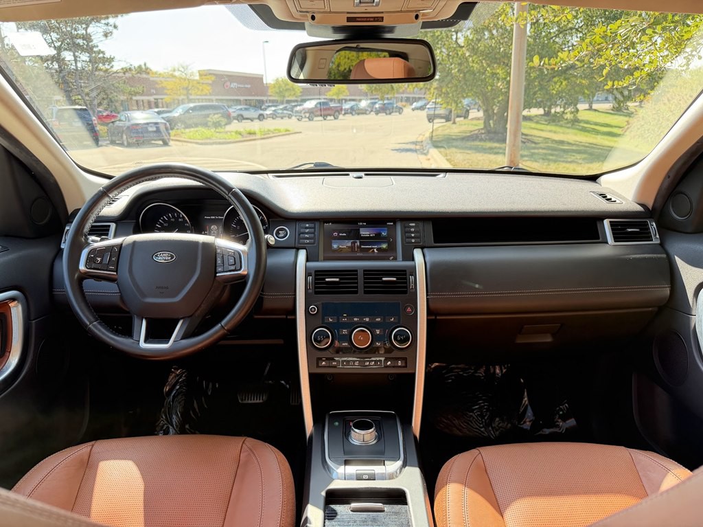 2015 Land Rover Discovery Sport Image 21