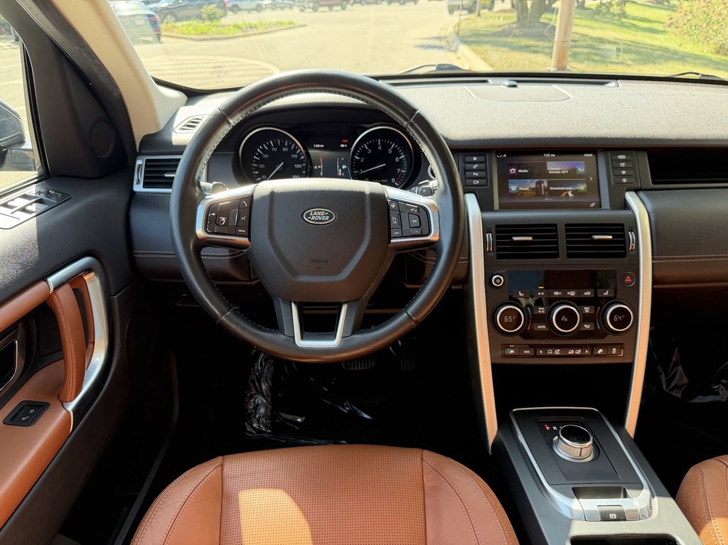 2015 Land Rover Discovery Sport Image 22