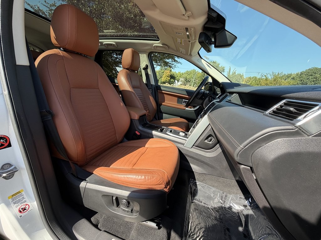 2015 Land Rover Discovery Sport Image 27