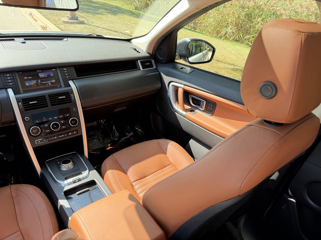 2015 Land Rover Discovery Sport Image 42