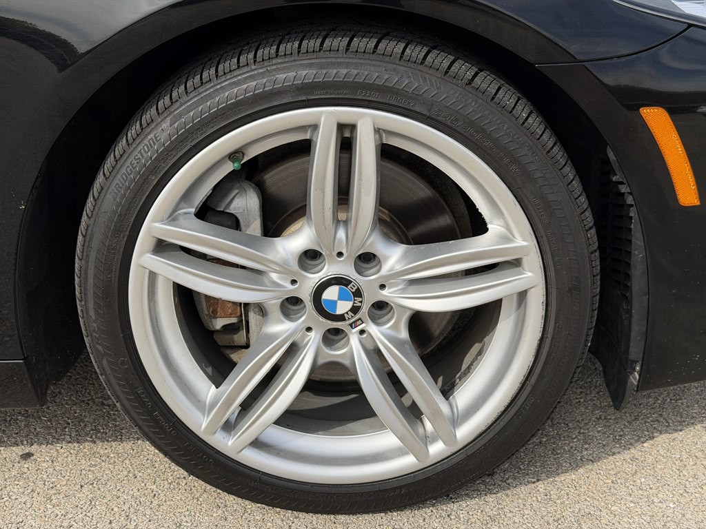 2014 BMW 5 Series Image 10