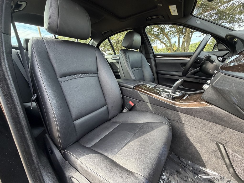 2014 BMW 5 Series Image 23