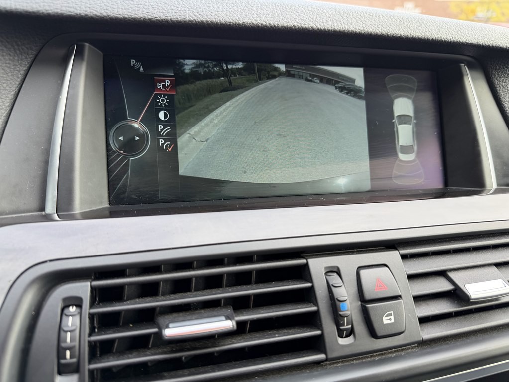 2014 BMW 5 Series Image 29