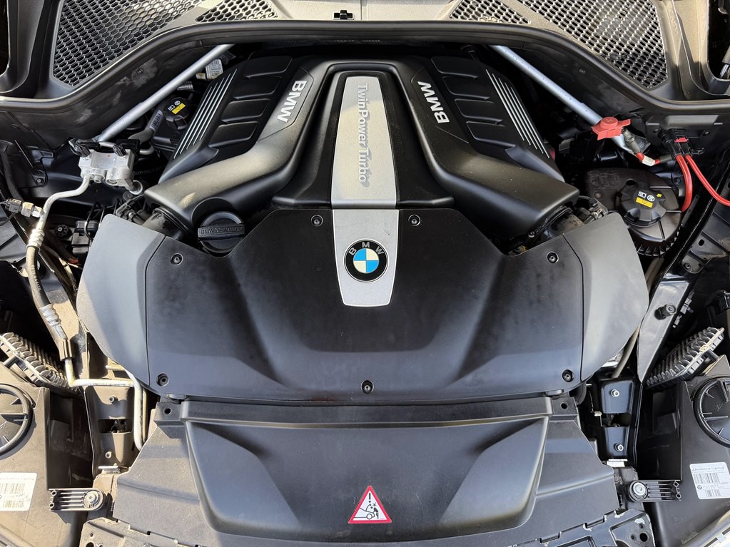 2016 BMW X5 Image 16