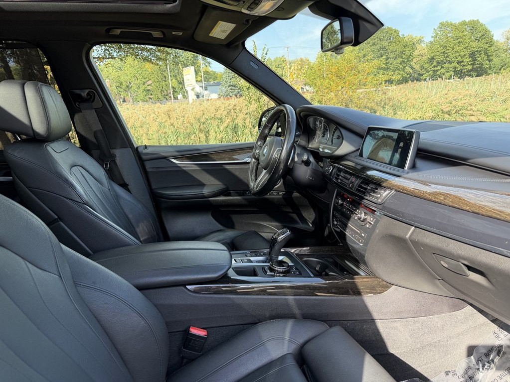 2016 BMW X5 Image 23