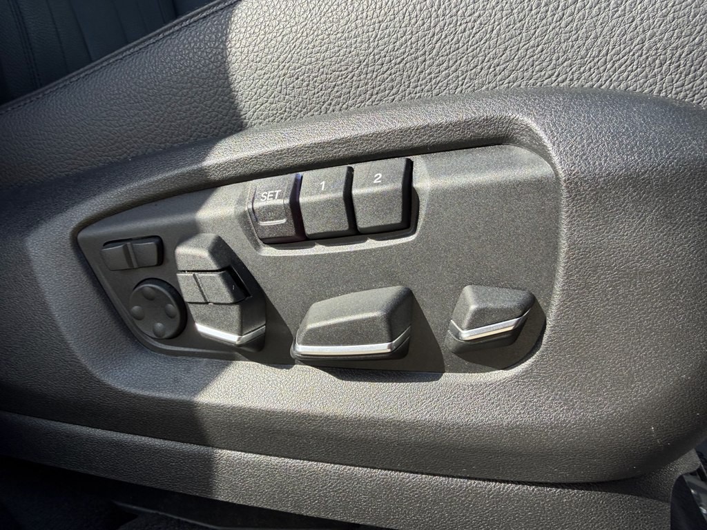 2016 BMW X5 Image 24