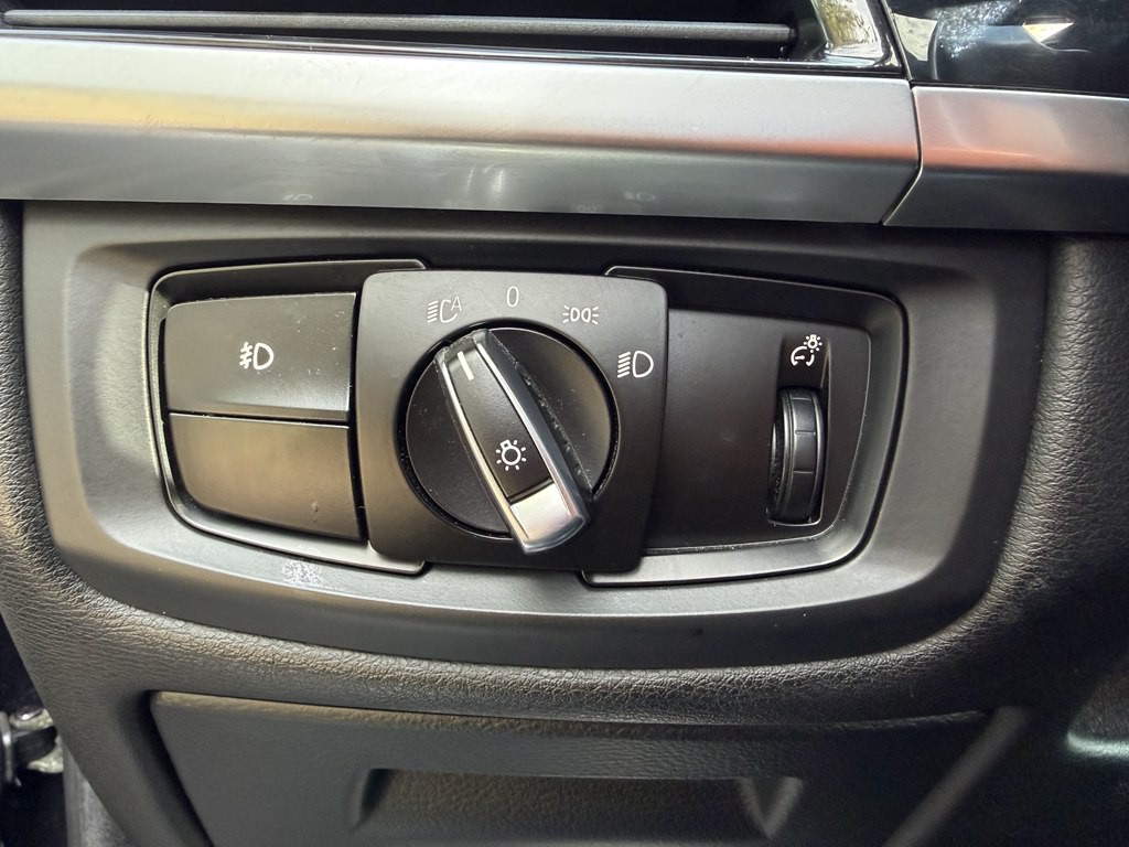 2016 BMW X5 Image 33