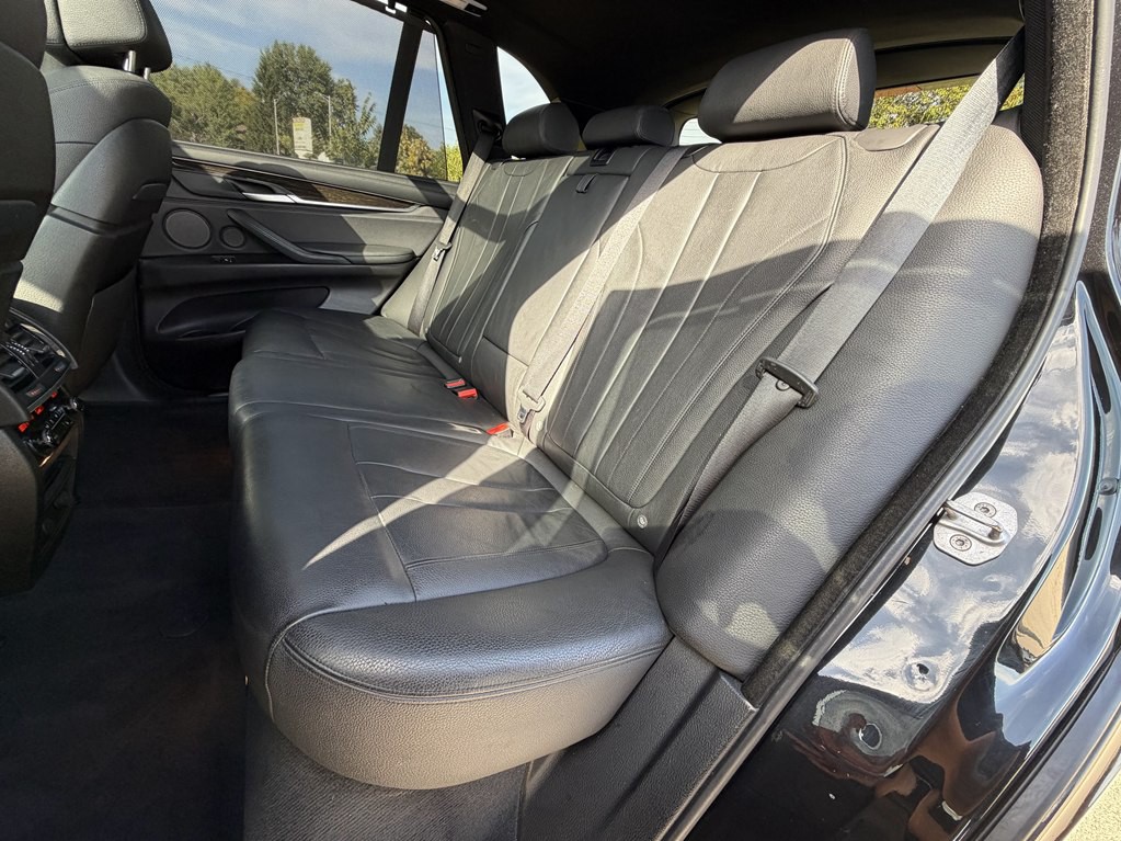 2016 BMW X5 Image 42