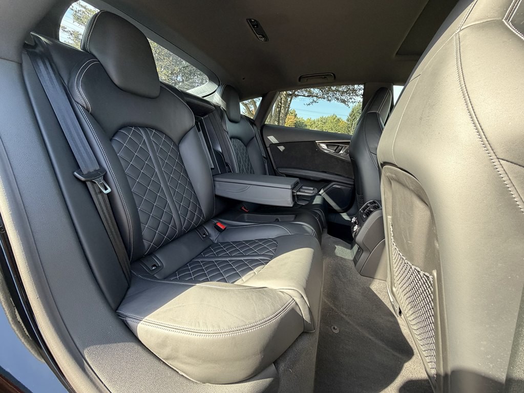 2016 Audi S7 Image 34