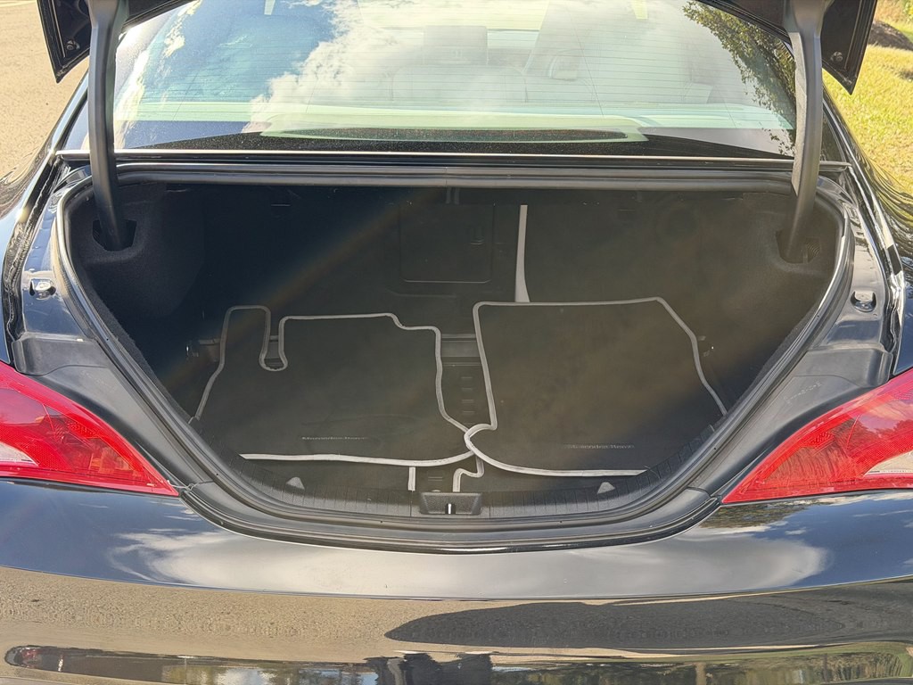 2018 Mercedes-Benz CLA-Class Image 17
