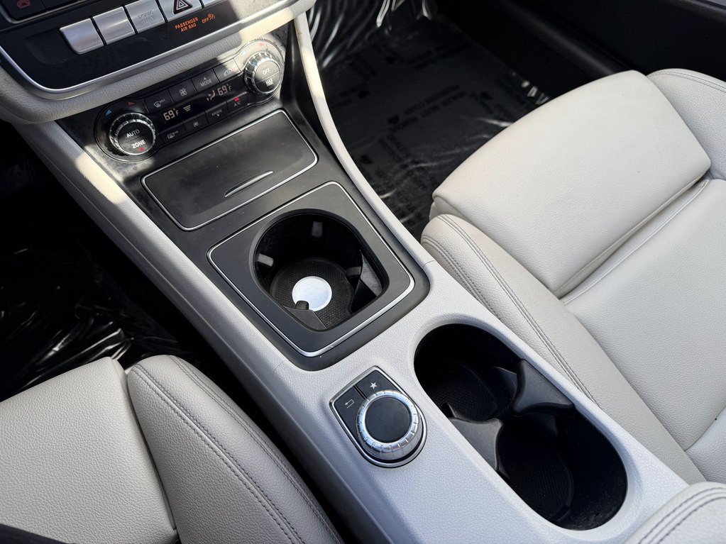 2018 Mercedes-Benz CLA-Class Image 40