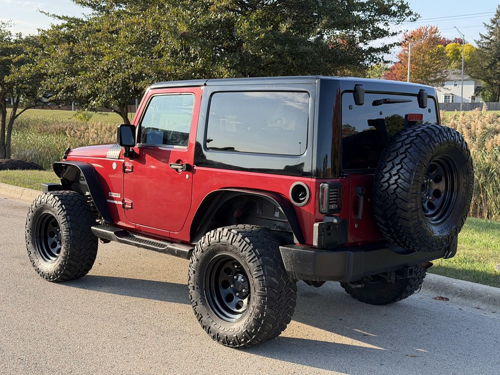 2012 Jeep Wrangler Image 4