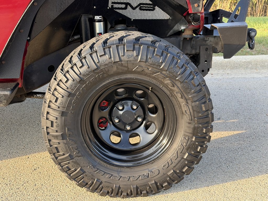 2012 Jeep Wrangler Image 11