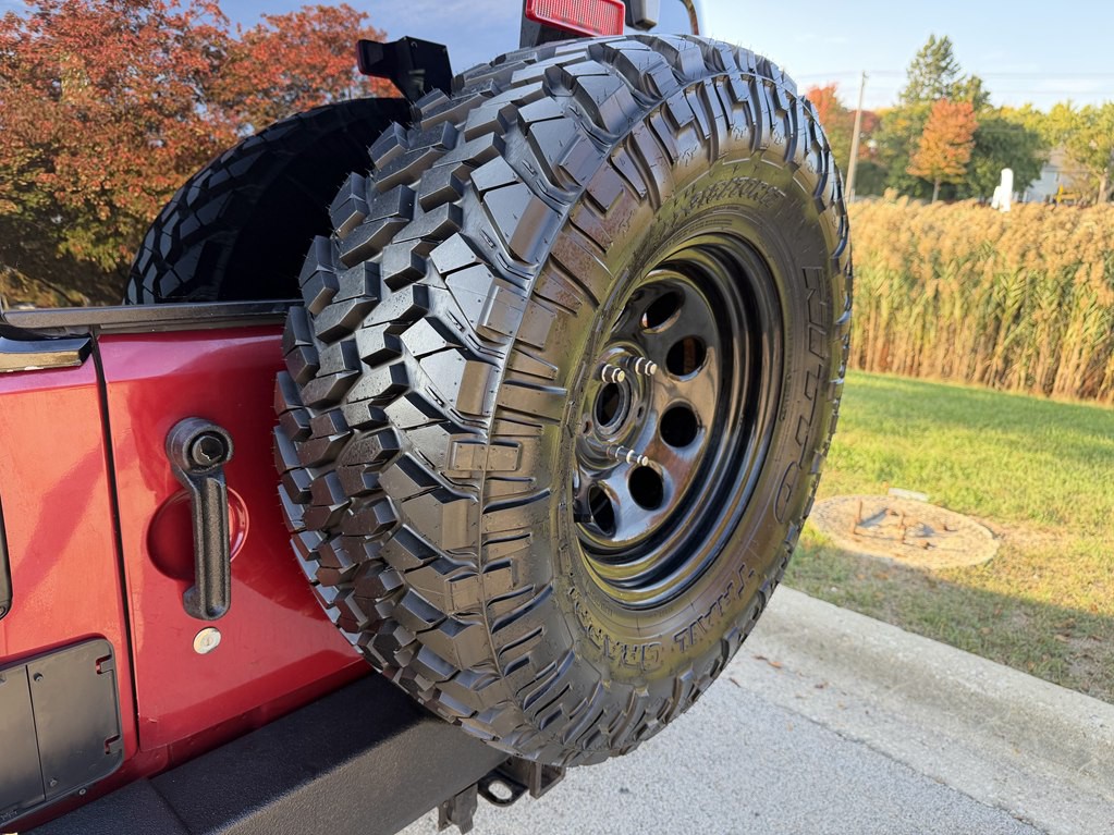 2012 Jeep Wrangler Image 35