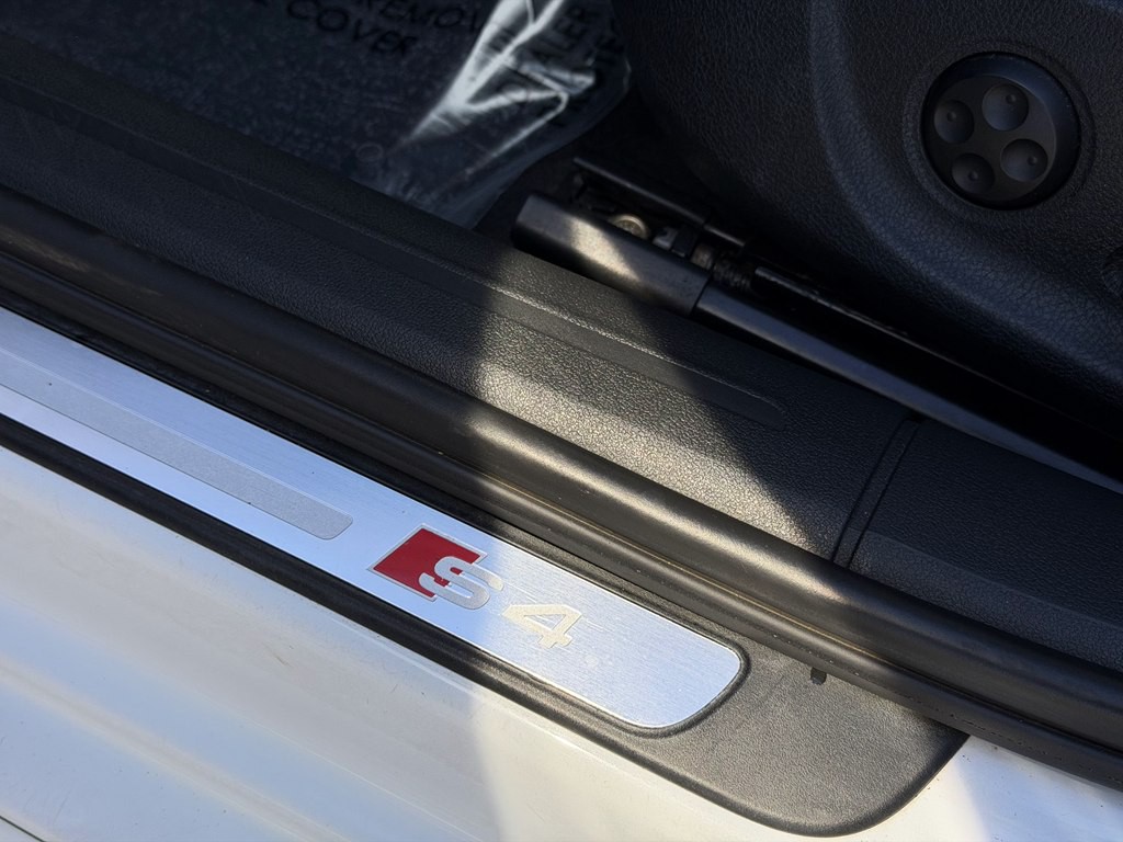 2014 Audi S4 Image 21