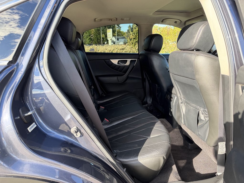 2009 INFINITI FX35 Image 25