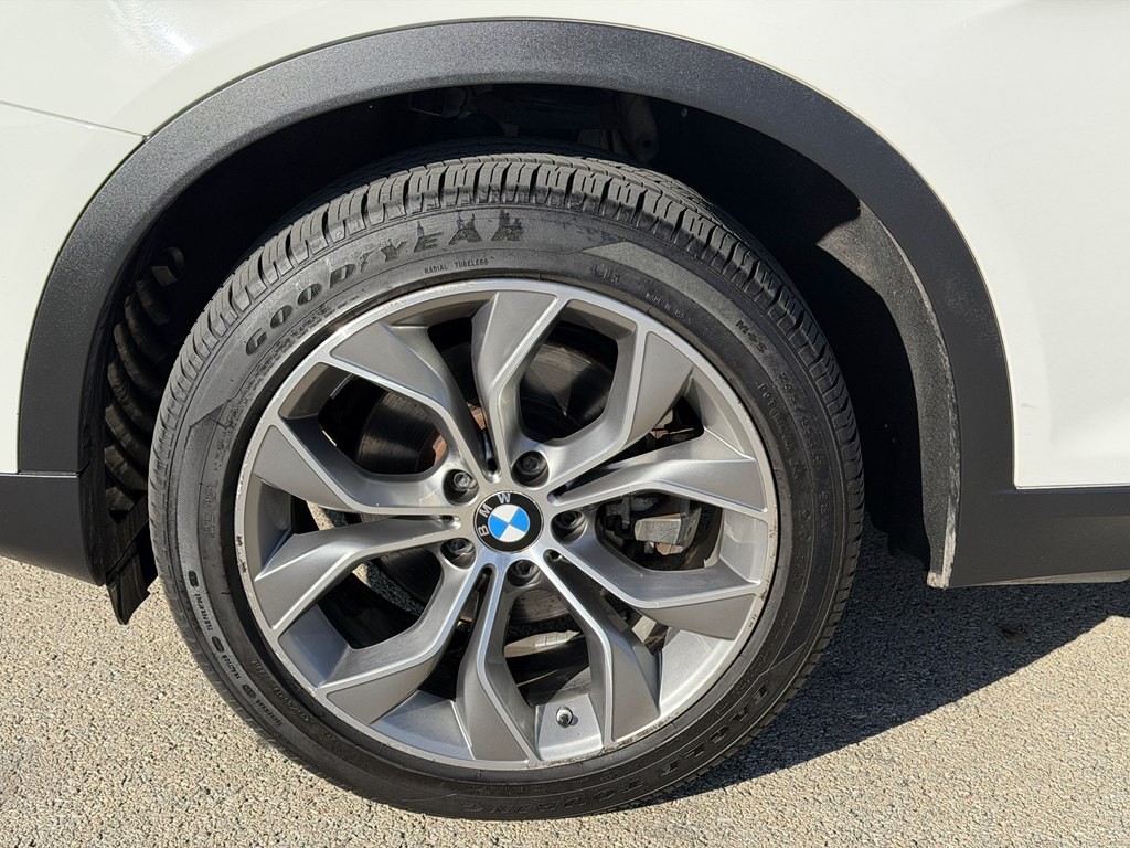 2015 BMW X4 Image 18