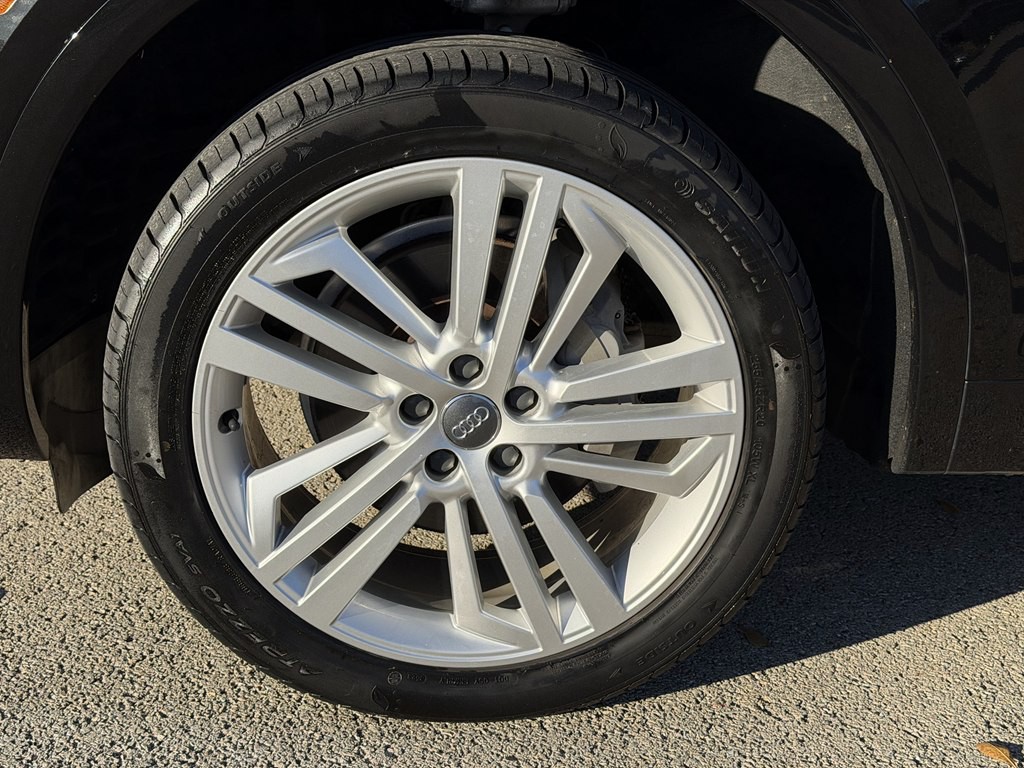 2018 Audi Q5 Image 11