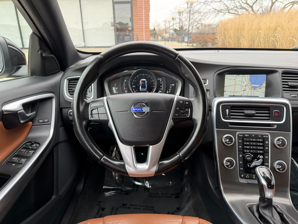 2015 Volvo S60 Image 25