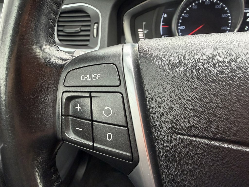 2015 Volvo S60 Image 29