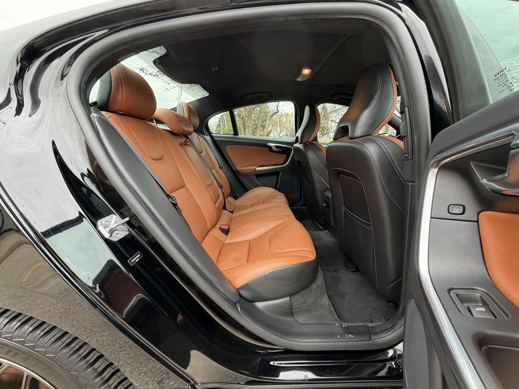 2015 Volvo S60 Image 41