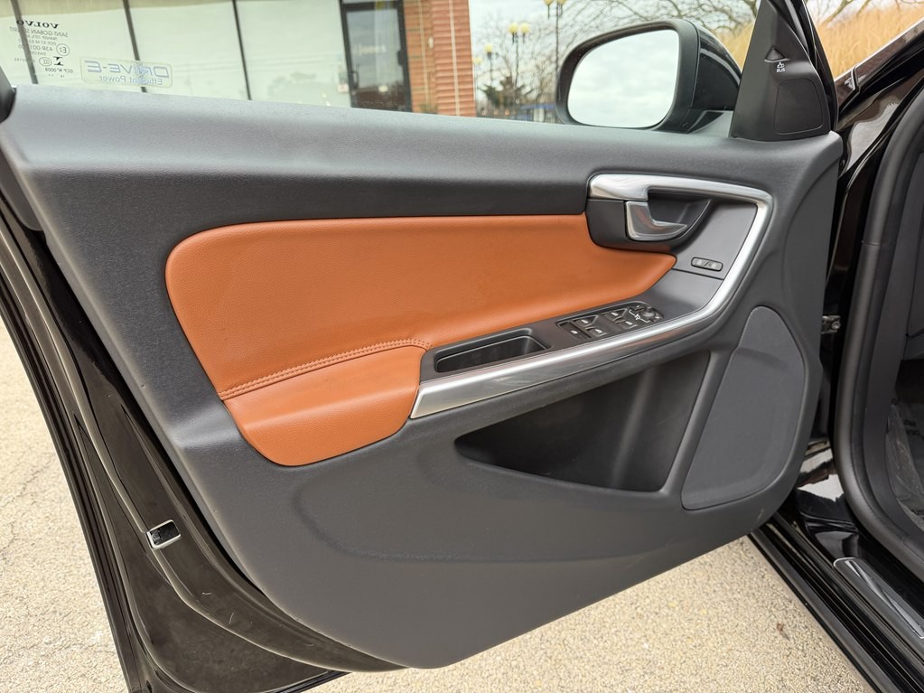 2015 Volvo S60 Image 43