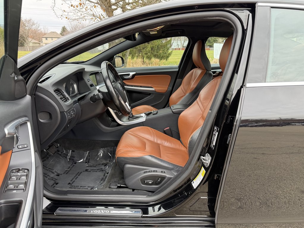 2015 Volvo S60 Image 44