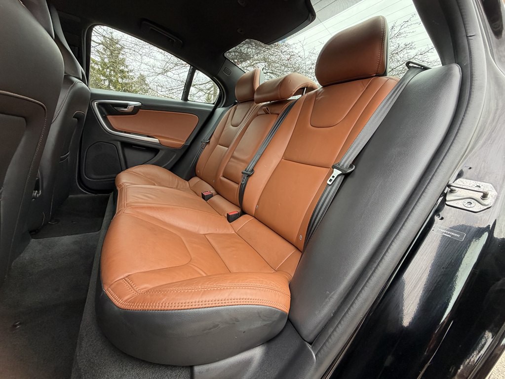 2015 Volvo S60 Image 48