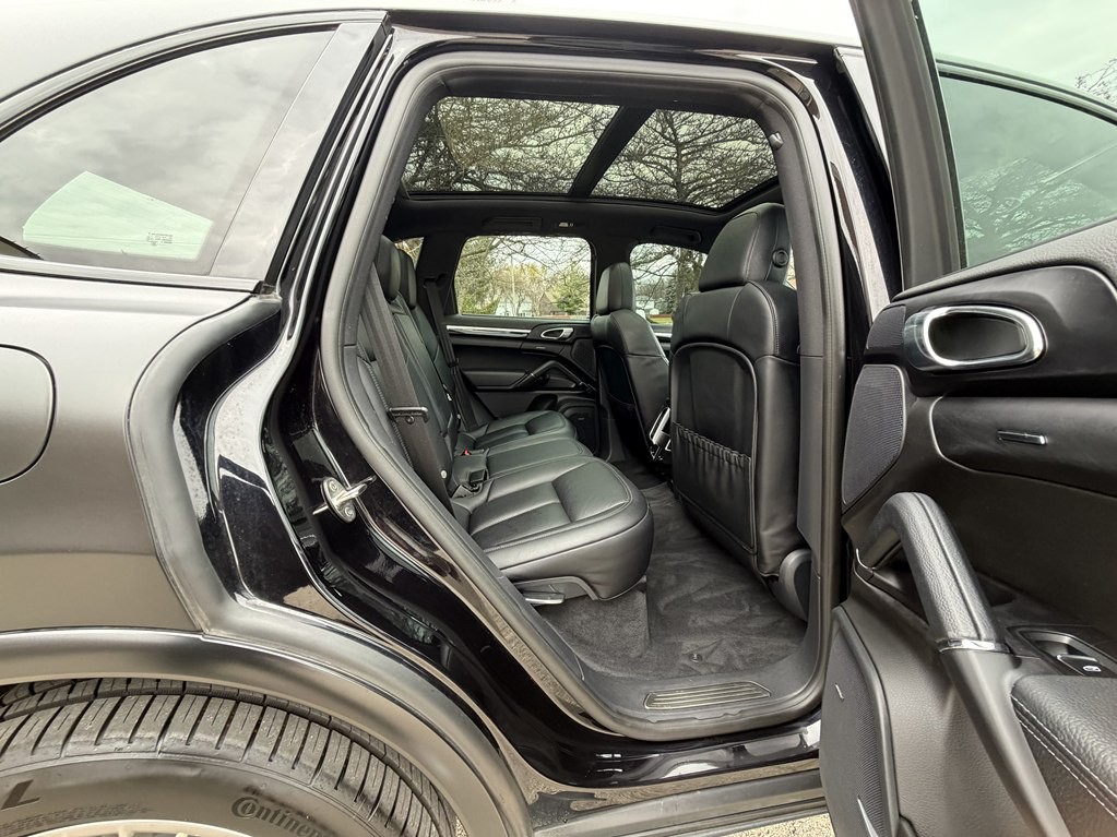 2018 Porsche Cayenne Image 28